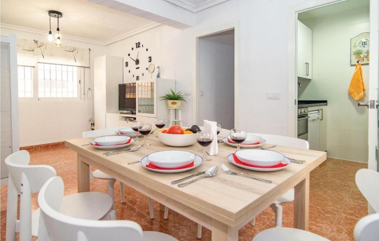 Stunning Apartment In Cordoba With Kitchen ภายนอก รูปภาพ